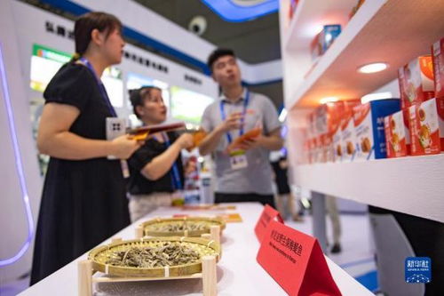 中國進口肯尼亞野生鳀魚產品亮相中非經貿博覽會，推動經貿合作新機遇